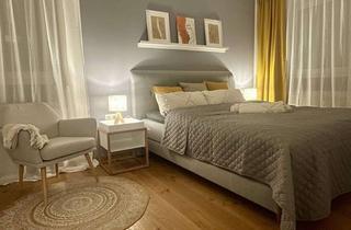 Wohnung mieten in Dresdener Str. 15, 71229 Leonberg, Exklusive 2 Zimmerwohnung, voll möbliert, Küche, Balkon