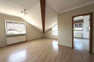 Wohnung mieten in 35614 Aßlar, Sonnige Dachgeschosswohnung mit Loggia in Aßlar