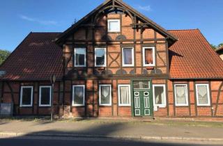 Wohnung mieten in Alte Poststrasse 10, 29303 Bergen, Preiswerte, vollständig renovierte 3-Zimmer-Dachgeschosswohnung im Eichenfachwerkhaus