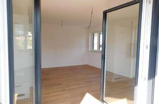 Wohnung mieten in Wilhelmstraße 19, 71083 Herrenberg, Moderne 3-Zimmer-Wohnung mit Balkon, Aufzug, EBK u opt. Garage m. Wallbox in zentraler Bestlage