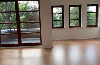 Wohnung mieten in 22455 Niendorf, Helle und gut geschnittene 3-Zimmerwohnung mit Süd-West-Balkon im Grünen in Niendorf Nord