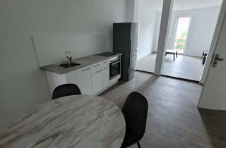 Wohnung mieten in Obere Marktstr. 37, 98646 Hildburghausen, Alles neu! mit Küche! Marktplatz nähe