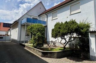 Mehrfamilienhaus kaufen in 68519 Viernheim, Gepflegtes 3-Familienhaus mit ca. 193 m² Wohnfläche - 2 WE vermietet - DG-Wohnung frei