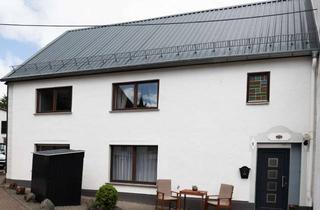 Haus mieten in Untere Straße, 56479 Neunkirchen, Wohnen mit Charakter: Gepflegtes Endreihenhaus in Neunkirchen