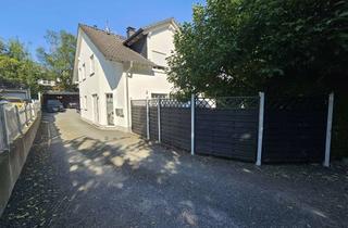 Wohnung kaufen in 57258 Freudenberg, Sehr attraktive Eigentumswohnung (wie eine Doppelhaushälfte) in zentraler Toplage von Freudenberg