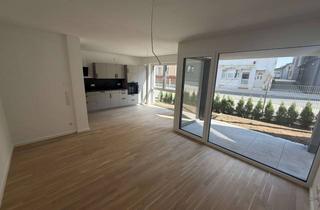 Wohnung mieten in Untere Vorstadt 11, 91275 Auerbach, Erstbezug einer hochwertigen 2,5-Zimmer-Wohnung mit EBK, Terrasse und Garten am Stadtpark