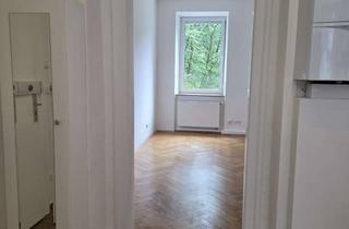 Wohnung mieten in Wilderich-Lang-Straße 10, 80634 Neuhausen-Nymphenburg, Urbanes Wohnen in schöner Altbauwohnung, 3-Zimmer mit Balkon in München-Neuhausen, von privat