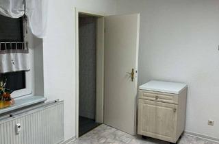 Wohnung mieten in Brüheimer Straße, 99820 Hörselberg-Hainich, Wohnen mit Charakter: 2-Zimmer-Wohnung in Hörselberg-Hainich