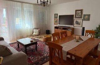 Wohnung mieten in Berliner Platz, 65830 Kriftel, Lebendiger Alltag in Kriftel: 2,5-Zimmer-Wohnung mit Balkon