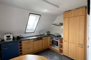 Wohnung mieten in Absattter Straße 36, 74199 Untergruppenbach, Helles 3-Zimmer-Dachgeschoss-Apartment in Untergruppenbach