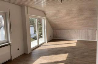 Wohnung mieten in 75233 Tiefenbronn, Helle 3-Zimmer DG-Wohnung mit Balkon in Tiefenbronn-Mühlhausen