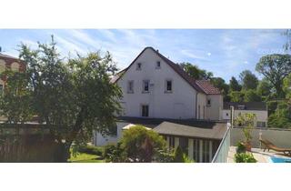 Mehrfamilienhaus kaufen in 09228 Wittgensdorf, Mehrfamilienhaus mit Gewerbeeinheit und Ausbaupotenzial in Wittgensdorf