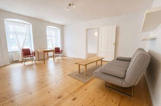 Wohnung kaufen in Yorckstraße 75, 10965 Kreuzberg, Bezugsfrei & renoviert: Charmante 2-Zimmer-Altbauwohnung in Kreuzberg