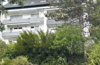 Wohnung kaufen in Edelfinger Straße 46, 97980 Bad Mergentheim, Großzügige 3-Zim.-Wohnung mit zwei Balkone und schönem Ausblick
