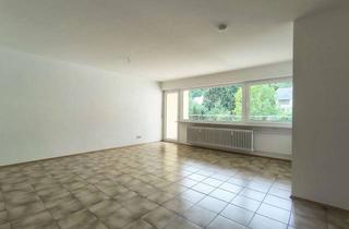 Wohnung kaufen in 76530 Innenstadt, Gepflegte Eigentumswohnung mit Balkon, Aufzug und Stellplatz