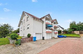Wohnung kaufen in 37520 Osterode, Helle 3-Zimmer-Dachgeschosswohnung mit Garage, Balkon und ausgebautem Spitzboden in Osterode