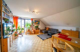 Wohnung kaufen in 93049 Westenviertel, Kapitalanlage im Regensburger Westen: Gut geschnittene 3 ZKB-Wohnung mit Balkon und TG-Stellplatz
