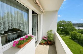 Wohnung kaufen in 08529 Reusa, Sonnige 3-Zimmerwohnung mit Balkon und Blick ins Grüne