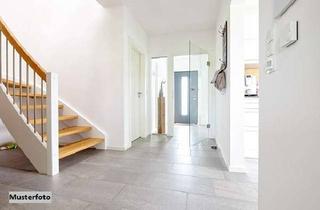 Wohnung kaufen in Friedrichstraße xx, 24534 Innenstadt, Hier kommt man gerne nach Hause! 4-Zimmer-Maisonettewohnung - provisionsfrei