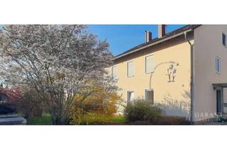 Wohnung kaufen in 86657 Bissingen, Charmante Dachgeschosswohnung mit Doppelgarage in Bissingen