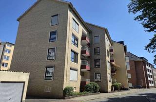 Wohnung kaufen in Ulmenstraße 15, 27570 Geestemünde, Kapitalanlage. Anfragen nur per E-Mail. Ab sofort 4-Zimmer-Wohnung mit 2 Balkone