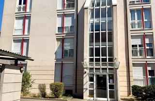 Wohnung kaufen in Raimannweg, 79115 Haslach, Helle 1-Zimmer-Wohnung mit Aufzug und Doppelparker –frei ab Oktober ideal für Studenten