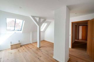 Wohnung mieten in 73728 Esslingen, Elegante 4-Zimmer-Dachgeschosswohnung mit Charme – Lichtdurchflutet in Esslingen