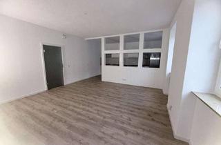 Wohnung mieten in 06246 Bad Lauchstädt, Frisch sanierte 2-Raum-Wohnung mit Einbauküche, Bad mit Wanne, & Carport-Stellplatz