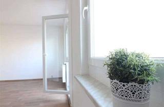 Wohnung mieten in Sachsenfelder Straße 91, 08340 Schwarzenberg, Sonniger Balkon mit Ausblick