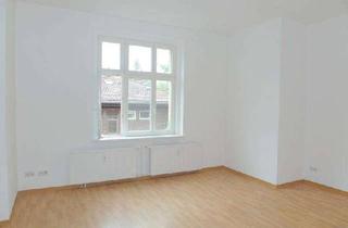 Wohnung mieten in Rosa-Luxemburg-Straße 11, 02943 Weißwasser, Ab sofort zu haben: 1-Zimmer-Singlewohnung mit Pantryküche und Badewanne * Hobbyraum möglich