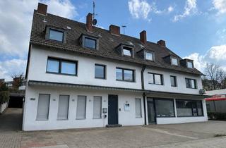Wohnung mieten in Frankenstraße 233, 45134 Stadtwald, Wohnen mit Charakter: 2,5-Zimmer-Dachgeschosswohnung in Essen