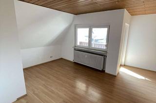 Wohnung mieten in Karl-Seitz-Straße, 63768 Hösbach, Schöne 3,5-Zimmer-Dachgeschosswohnung mit Balkon und EBK in Hösbach