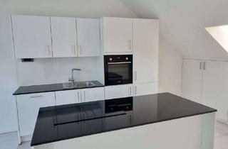 Wohnung mieten in 63741 Leider, Schöne 2-Zimmer-Dachgeschosswohnung mit Balkon