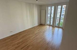 Wohnung mieten in An Der Spandauer Brücke, 10178 Mitte, Geräumige 2-Zimmer Wohnung direkt am Hackeschen Markt