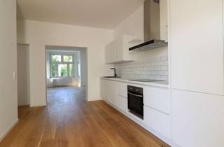 Wohnung mieten in Hildener Str. 23, 40593 Benrath, Komplett kernsanierte hochwertige Altbauwohnung - inkl. neuer Einbauküche, Bad und Balkon