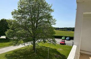 Wohnung mieten in Altenburger Straße 10C, 09337 Callenberg, SÜßE 2 RAUM-WOHNUNG ZUM VERLIEBEN MIT BALKON UND SUPER AUSBLICK