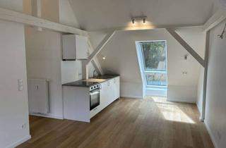 Wohnung mieten in Redingskamp 19, 22523 Eidelstedt, Dachgeschoss mit besonderem Charme – hochwertiger Erstbezug