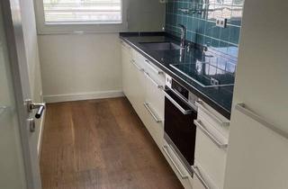 Wohnung mieten in Heegbarg, 22391 Poppenbüttel, 3-Zimmer-Wohnung mit Balkon beim AEZ in Hamburg-Poppenbüttel