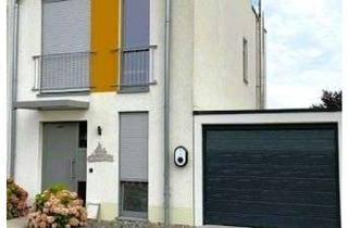 Haus kaufen in Zur Yachtwerft 61b, 18147 Gehlsdorf, Modernes Familienhaus mit Dachstudio und drei Terrassen in Gehlsdorf