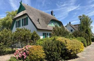 Haus kaufen in Am Kurpark 36, 18551 Glowe, Komfortables Sommerhaus in Glowe