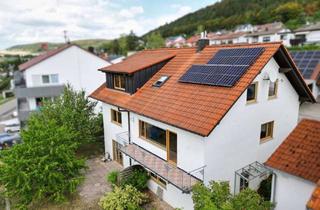 Einfamilienhaus kaufen in 72393 Burladingen, Freistehendes Einfamilienhaus von 1992 mit Einliegerwohnung, Westgarten, Garage und PV-Anlage