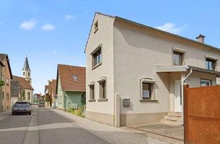 Einfamilienhaus kaufen in 76744 Wörth, Gemütliches Einfamilienhaus mit Hof und vielseitigem Nebengebäude