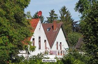 Einfamilienhaus kaufen in Klingenhaldenweg xx, 72175 Dornhan, Einfamilienhaus mit Einliegerwohnung in sehr ruhiger, stark durchgrünter Ortsrandlage