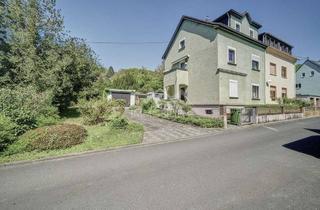 Haus kaufen in 53545 Linz, Charmantes Zweifamilienhaus (DHH) mit Baugrundstück u. viel Potenzial in Toplage – Nähe Wald & Stadt
