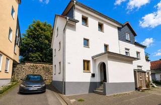 Einfamilienhaus kaufen in 35463 Fernwald, Modernisiertes Einfamilienhaus – vermietet und ideal als Kapitalanlage