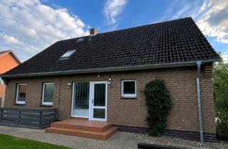 Einfamilienhaus kaufen in 21483 Basedow, Einfamilien- bzw. Mehrgenerationshaus mit 7 Zimmern, EBK, Kamin, Terrasse, Balkon, Keller und Garage