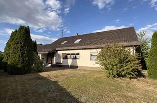 Haus kaufen in Raiffeisenstraße 10, 73568 Durlangen, Viel Platz für den Gemüsegarten!