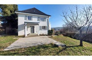 Haus mieten in 73066 Uhingen, Stilvolles, großzügiges Einfamilienhaus - schön renoviert, mit großem Gartengrundstück, Garage etc.
