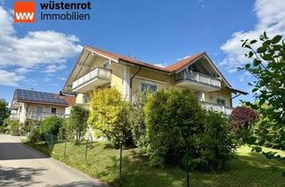 Wohnung kaufen in 83329 Waging am See, Sonnige Dachgeschosswohnung mit 2 Balkonen und Weitblick in ruhiger Lage von Waging am See!