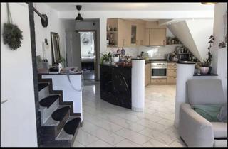 Wohnung mieten in Rosenstraße 32, 72770 Reutlingen, Wunderschöne Frauen WG